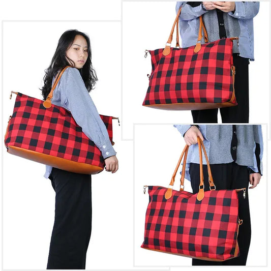 Travel Duffle Bag for Women with Buffalo Plaid Pattern and Reinforced PU Leather Base